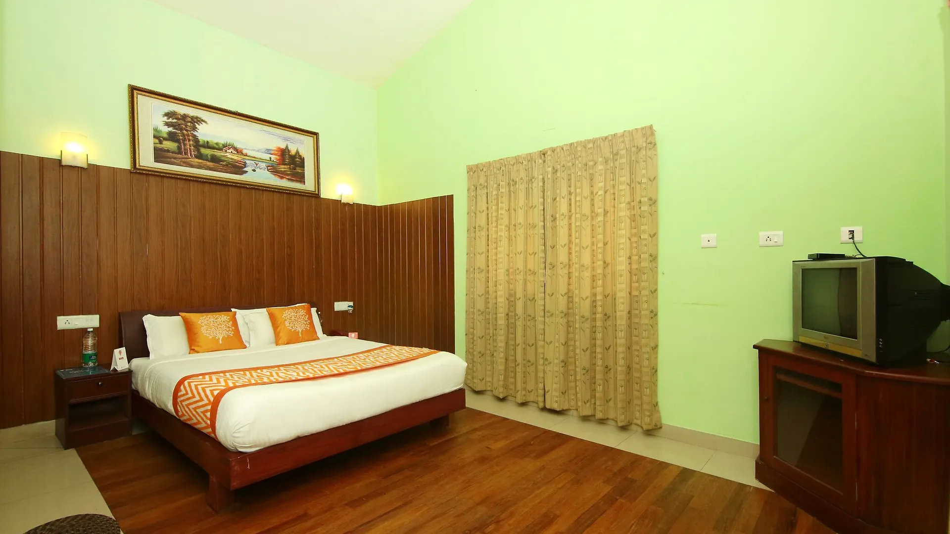 *** Hotel Oyo Rooms 041 Tagore Mount Cottages Munnar India